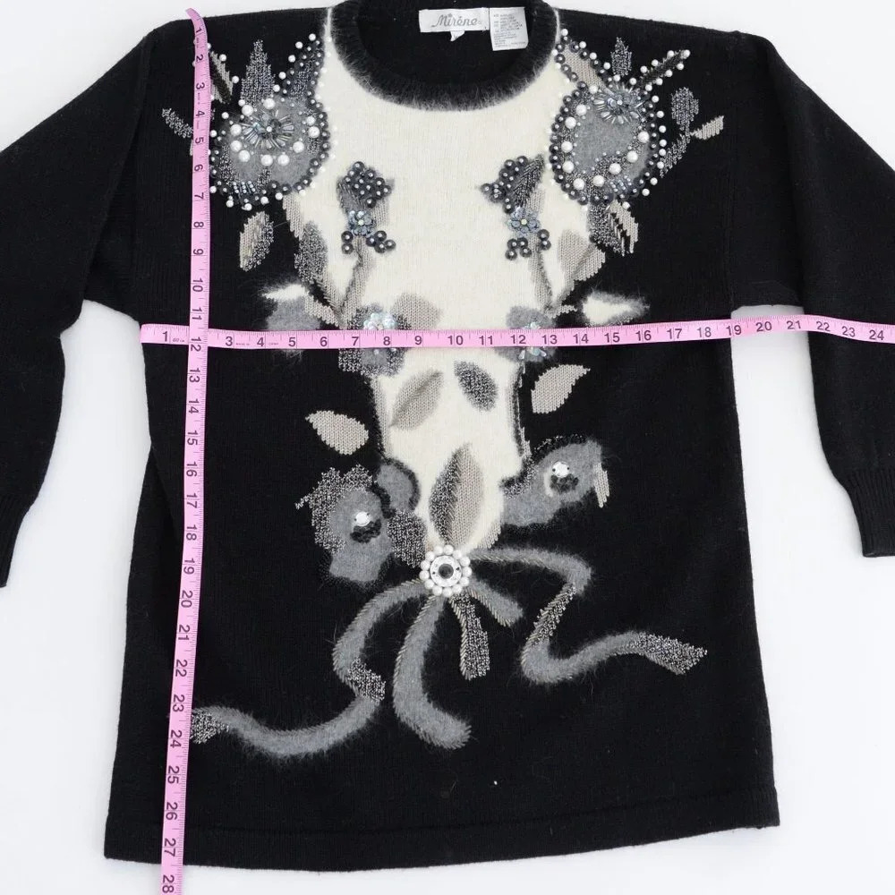 Vintage Angora Elegant Black and White Floral Sweater - Picture 4 of 13